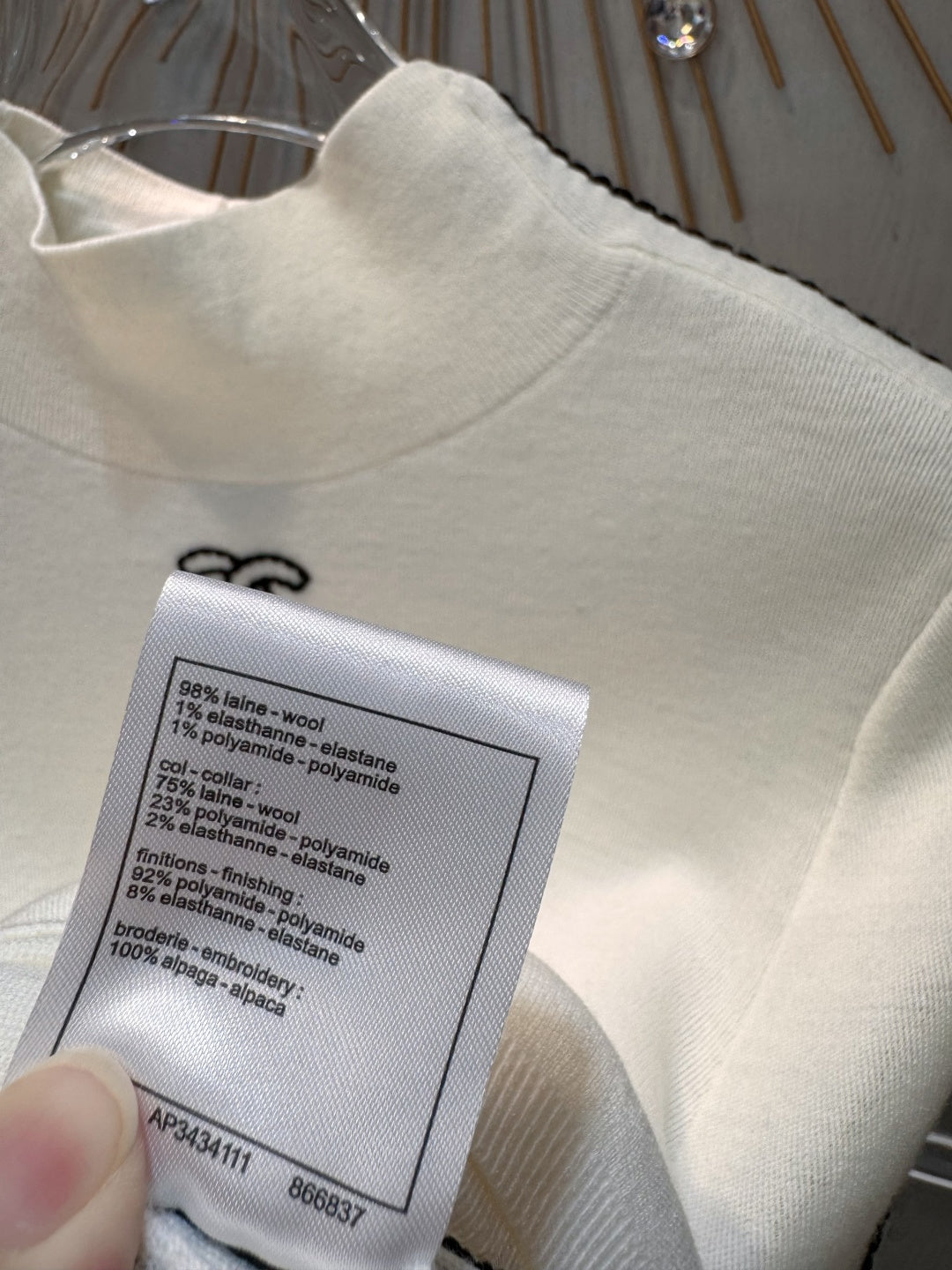 Cha**fw 25N ski series high-neck base layer