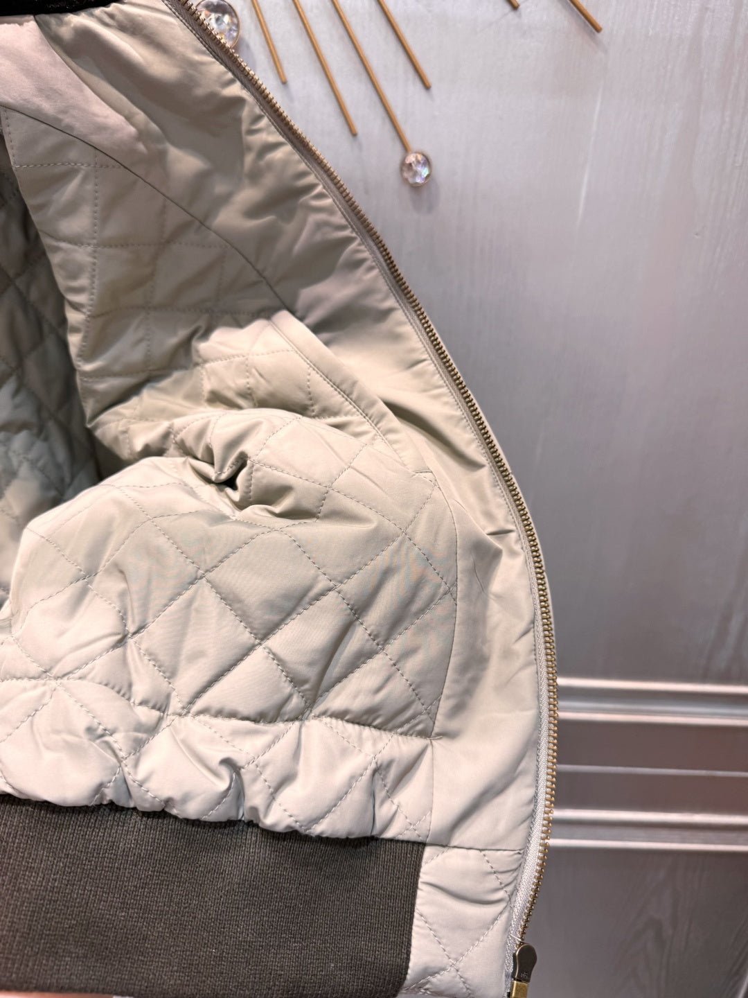 Cel**25fw new arc de Triomphe diamond-patterned quilted cotton coat