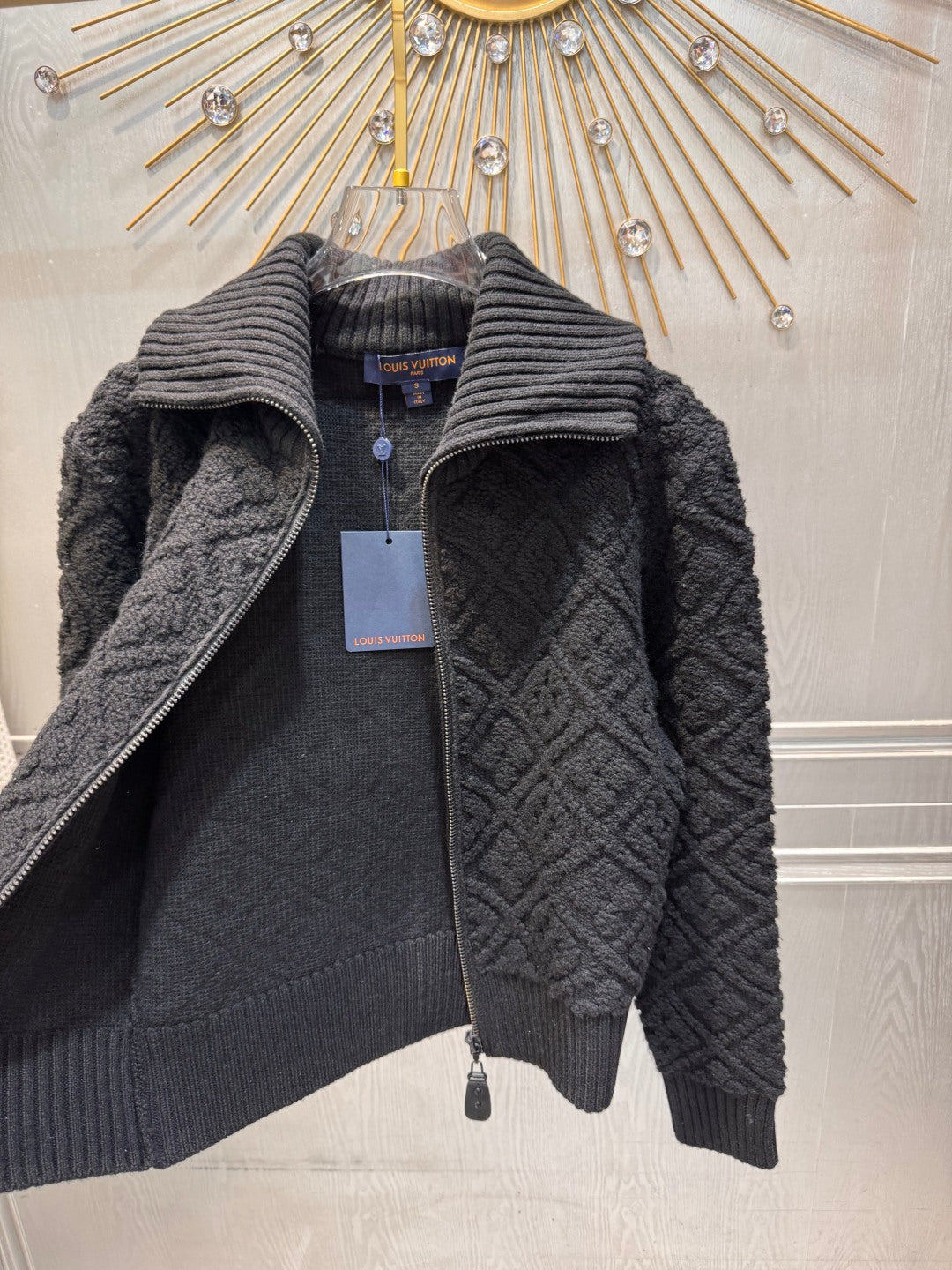 Lou**25fw new black embossed monogram knit zip-up jacket