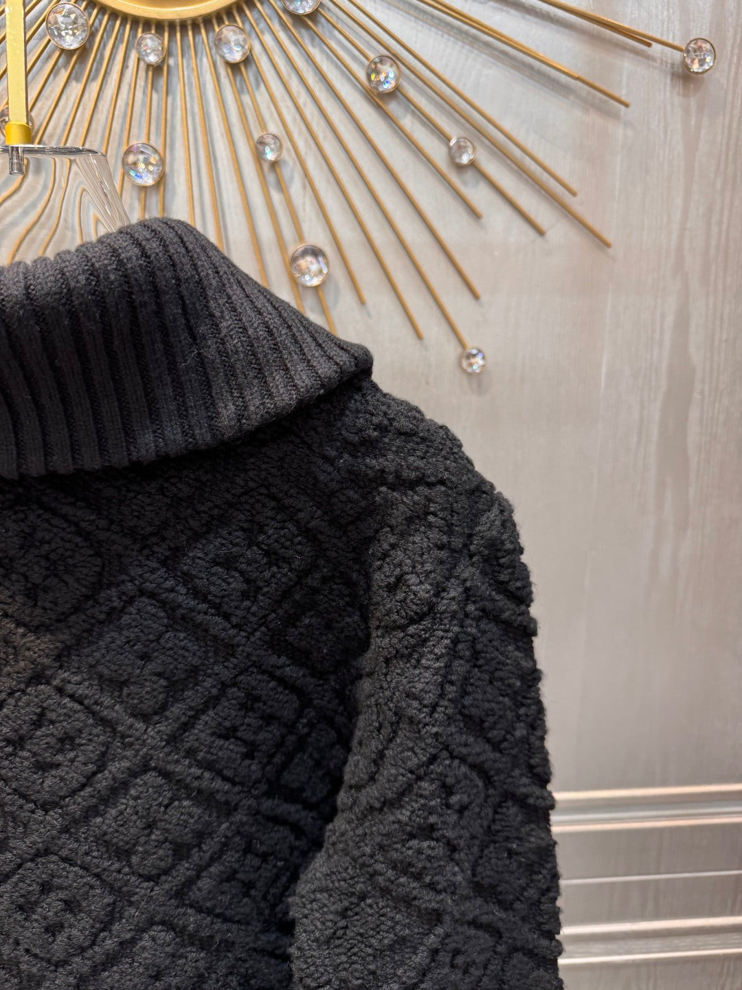 Lou**25fw new black embossed monogram knit zip-up jacket