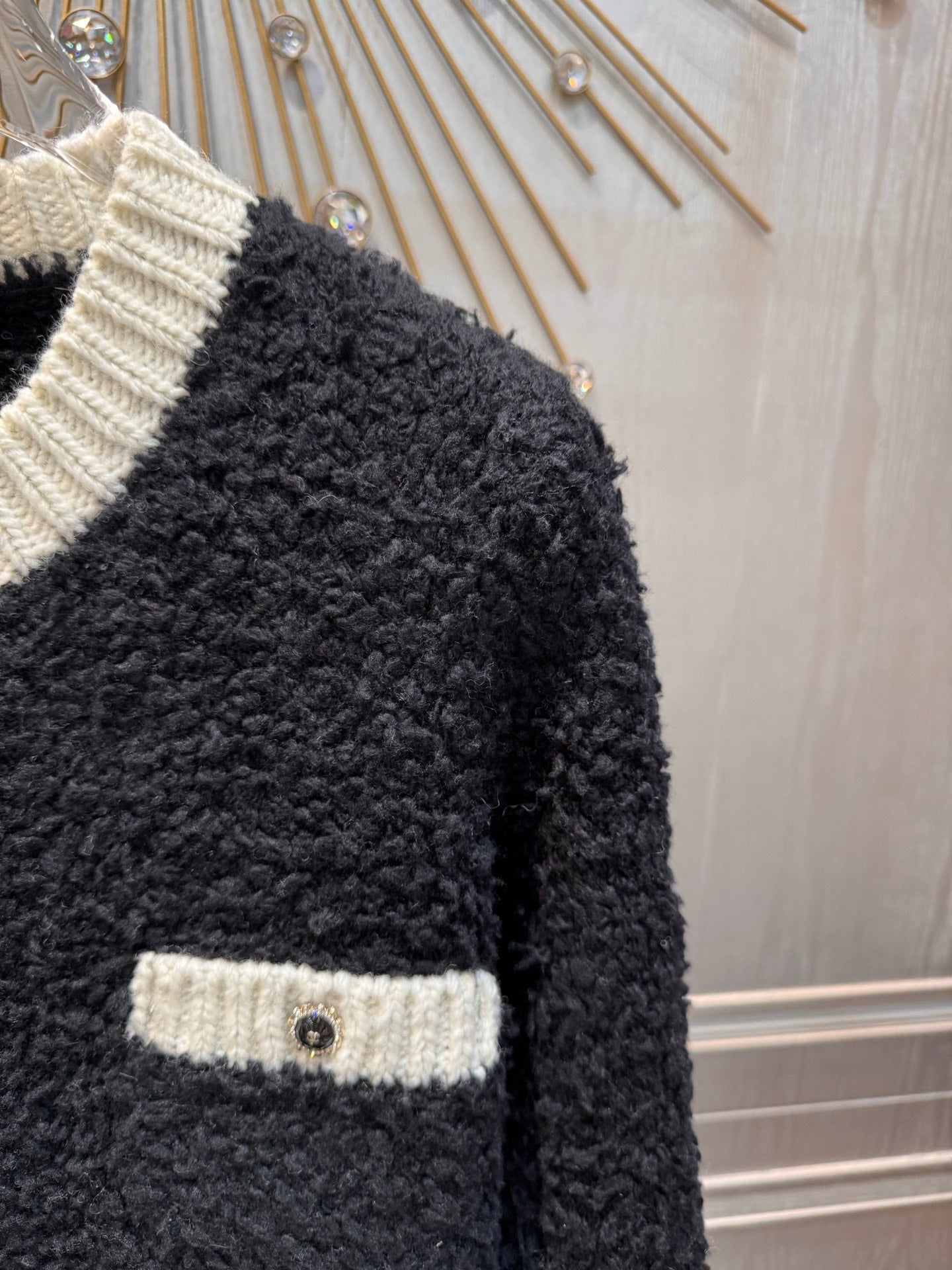 Cha**25fw new black and white teddy bear knit cardigan