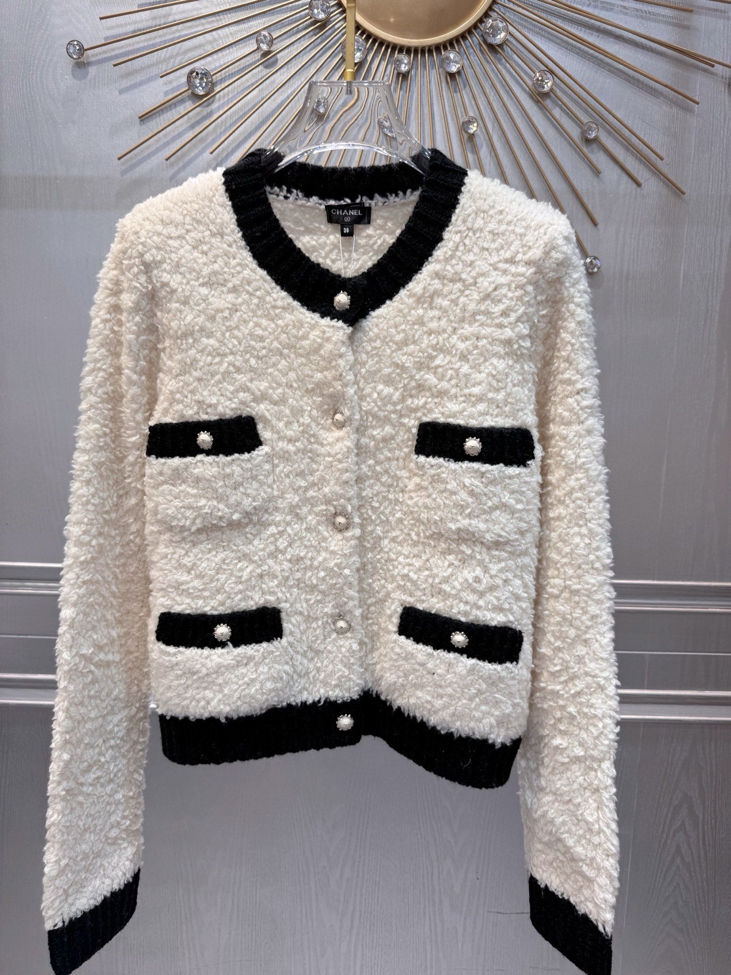 Cha**25fw new black and white teddy bear knit cardigan