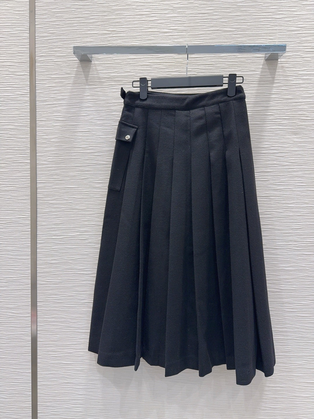Cd**25fw new black midi skirt