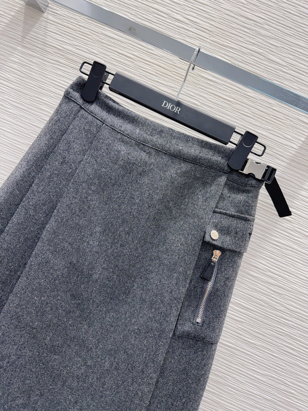 Cd**25fw new grat midi skirt