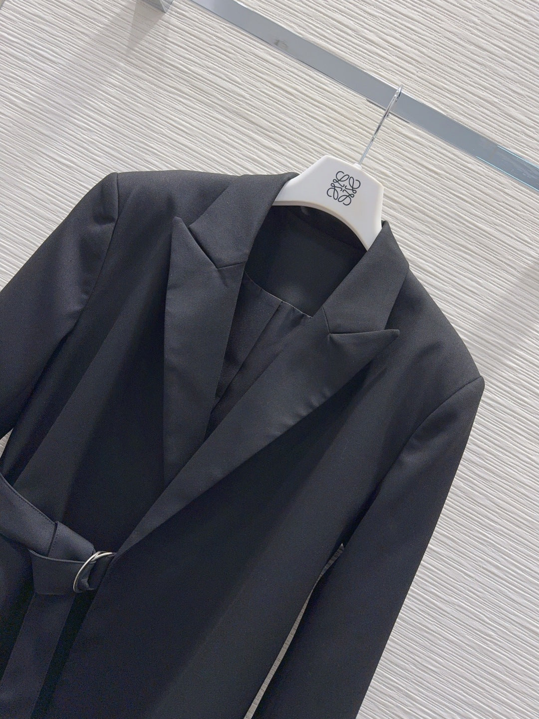 Loe** 25fw new black suit