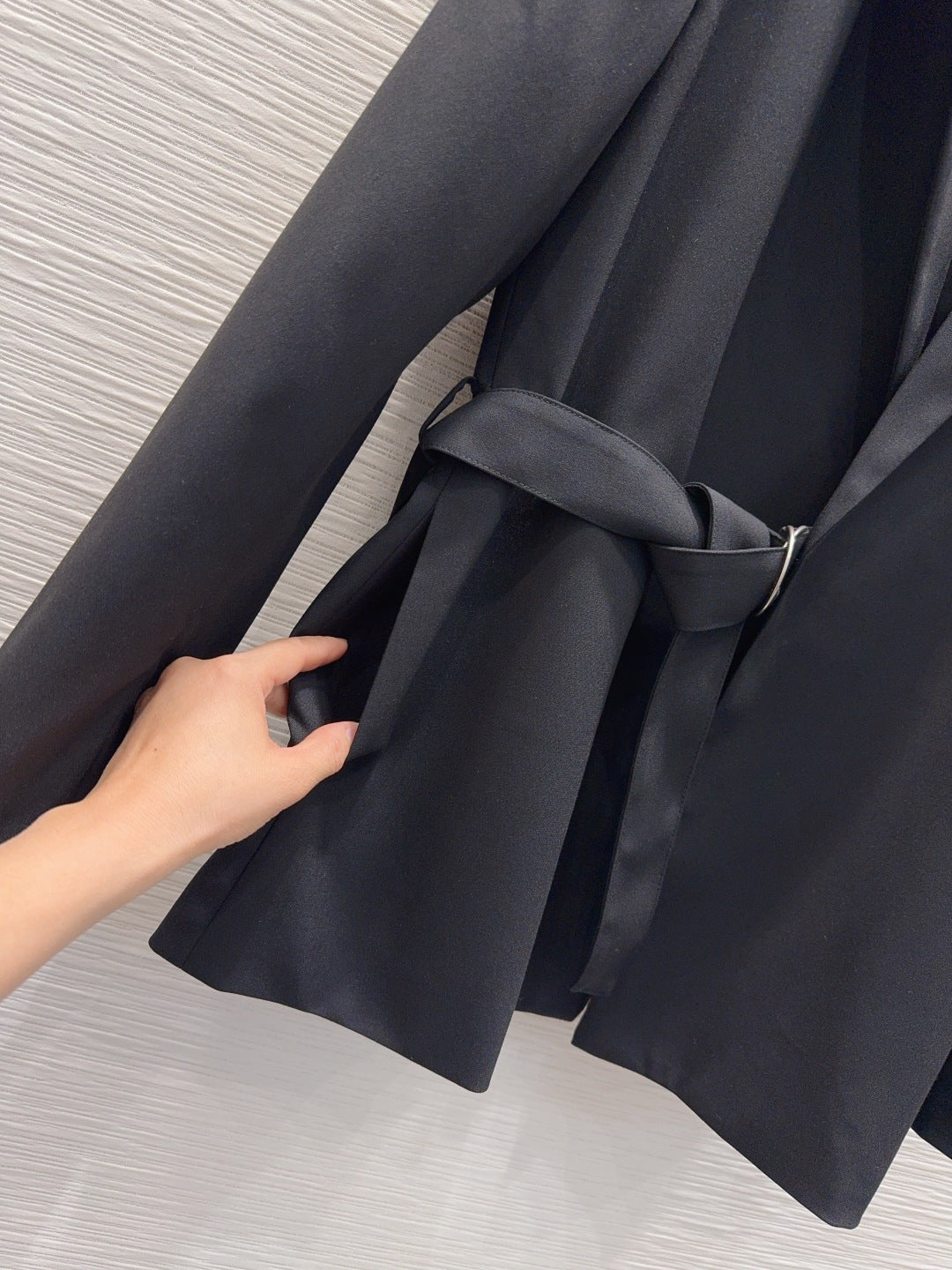 Loe** 25fw new black suit