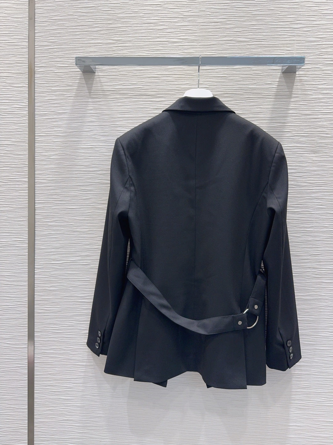 Loe** 25fw new black suit