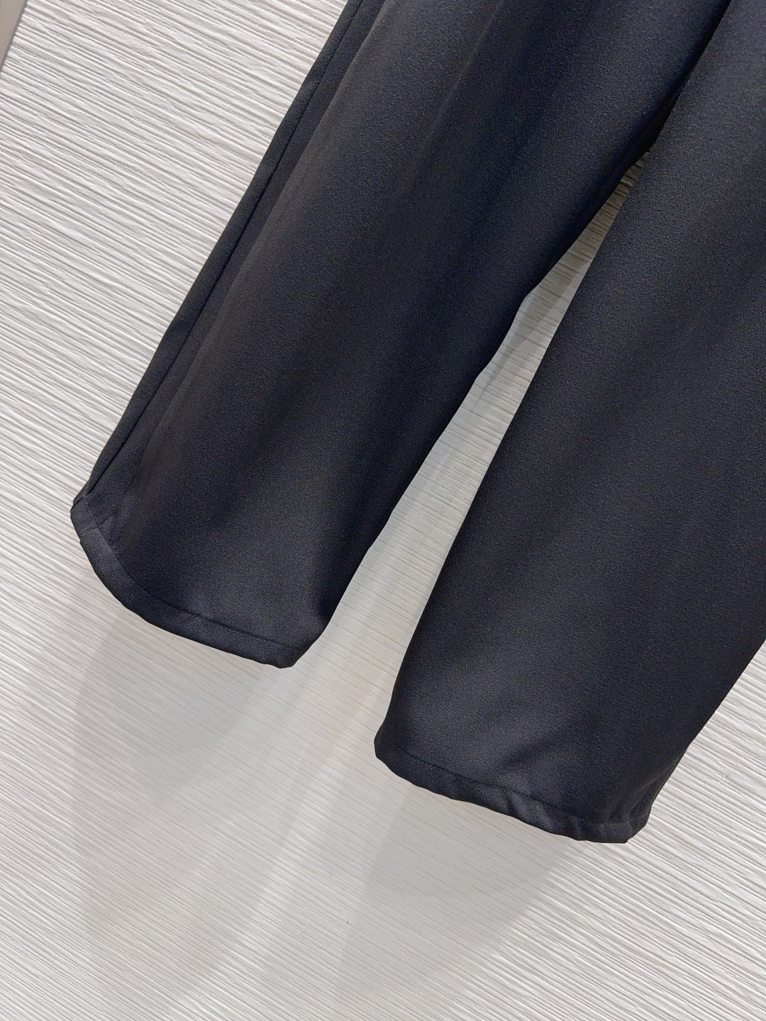 Loe** 25fw new casual trousers