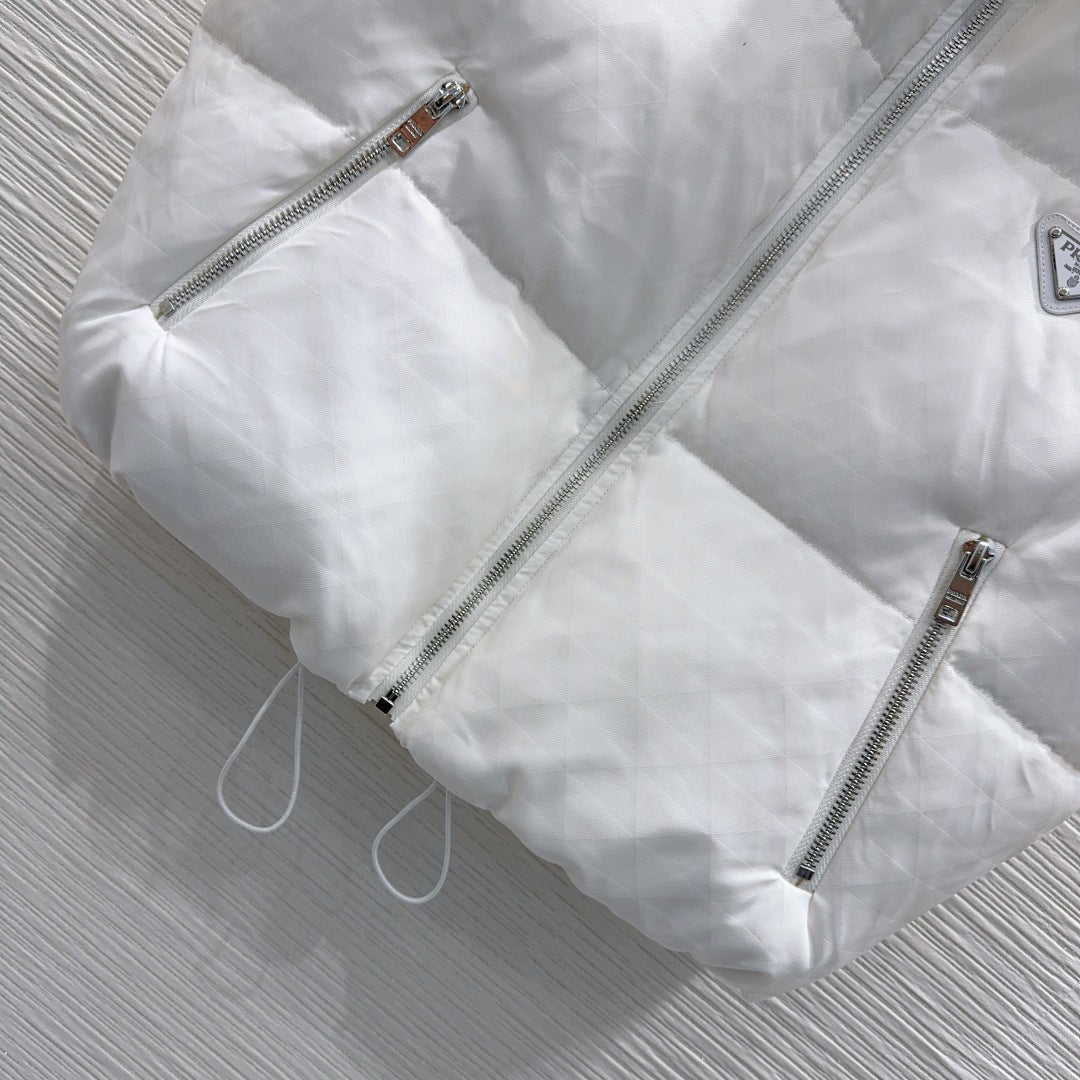 Pra**2025 autumn/winter new white vest