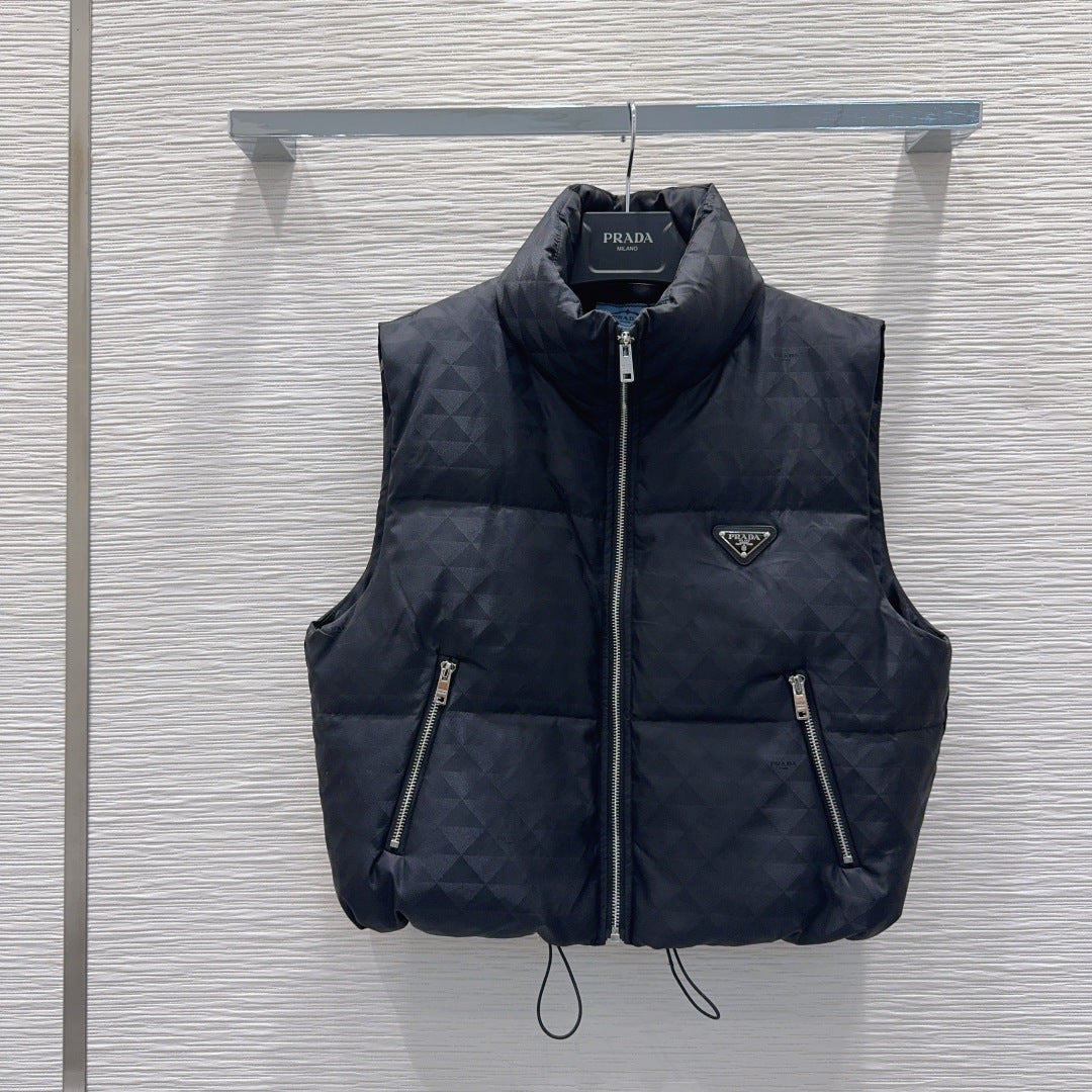 Pra**2025 autumn/winter new black vest