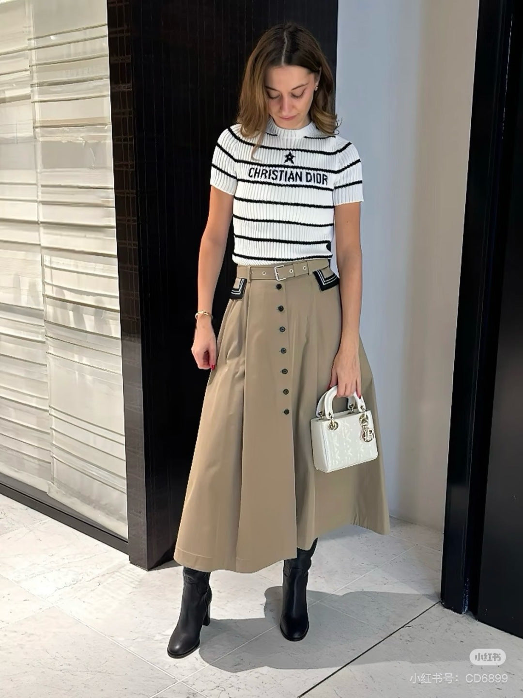 Cd 25fw high-waisted A-line skirt with perforated belt
