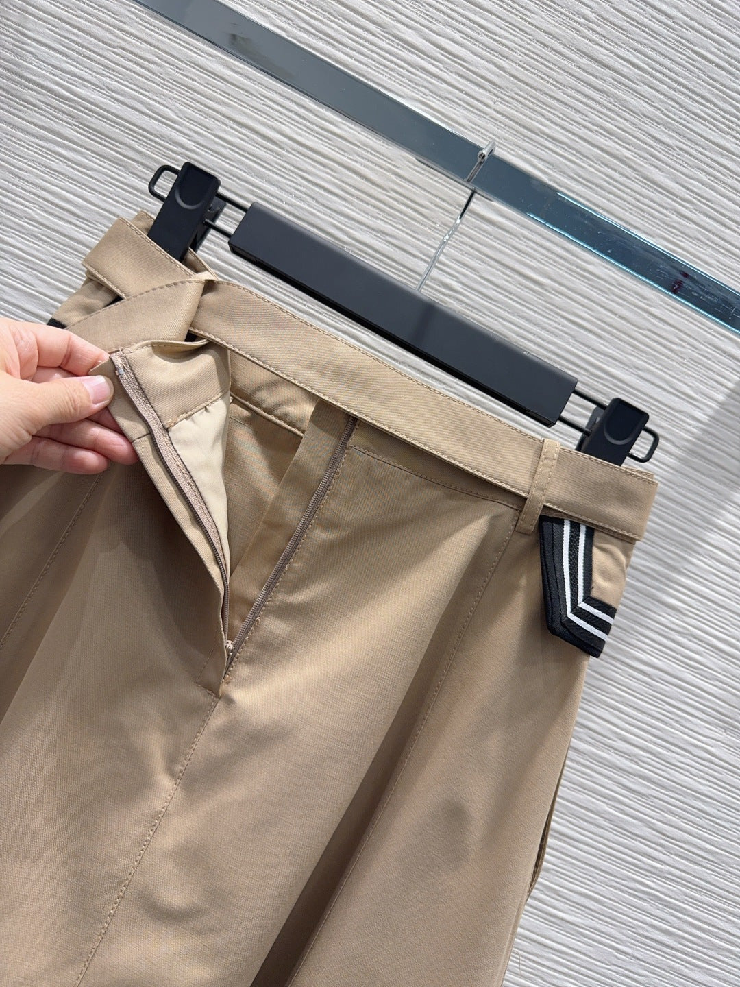 Cd 25fw high-waisted A-line skirt with perforated belt