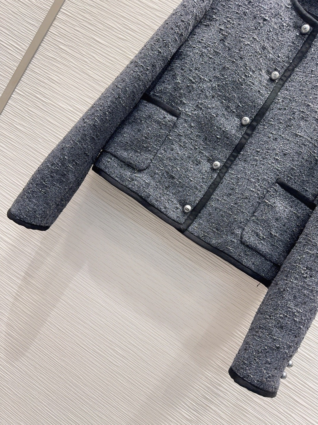 Cd 25fw new versatile and stylish jacket