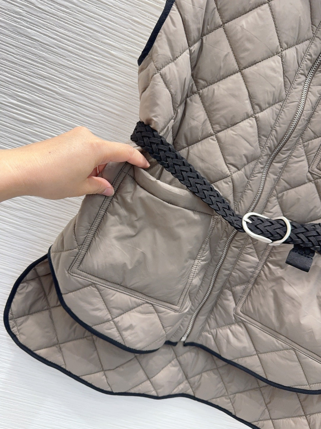 Ce 25fw belted collared cotton vest