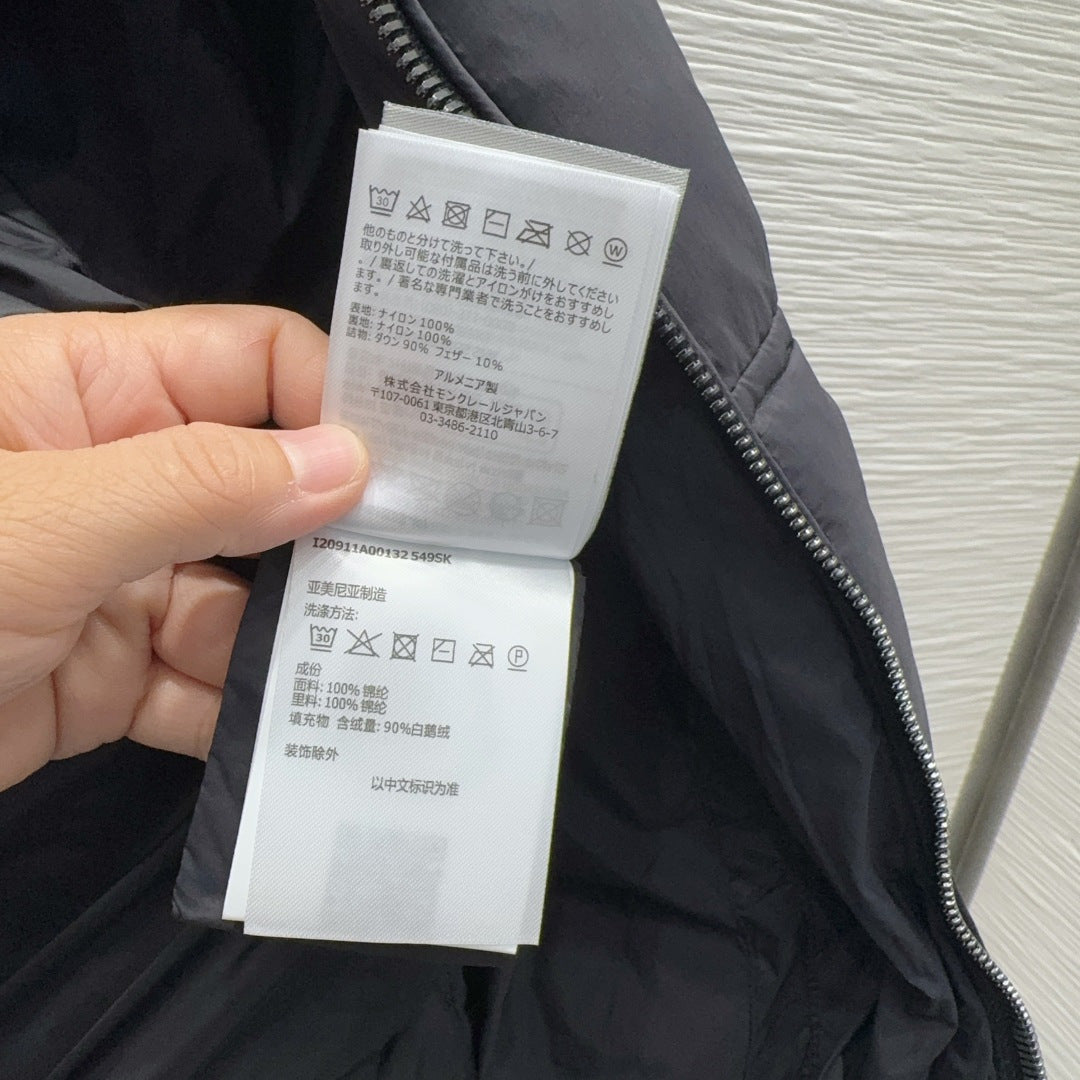 Moc 25fw unisex down jacket