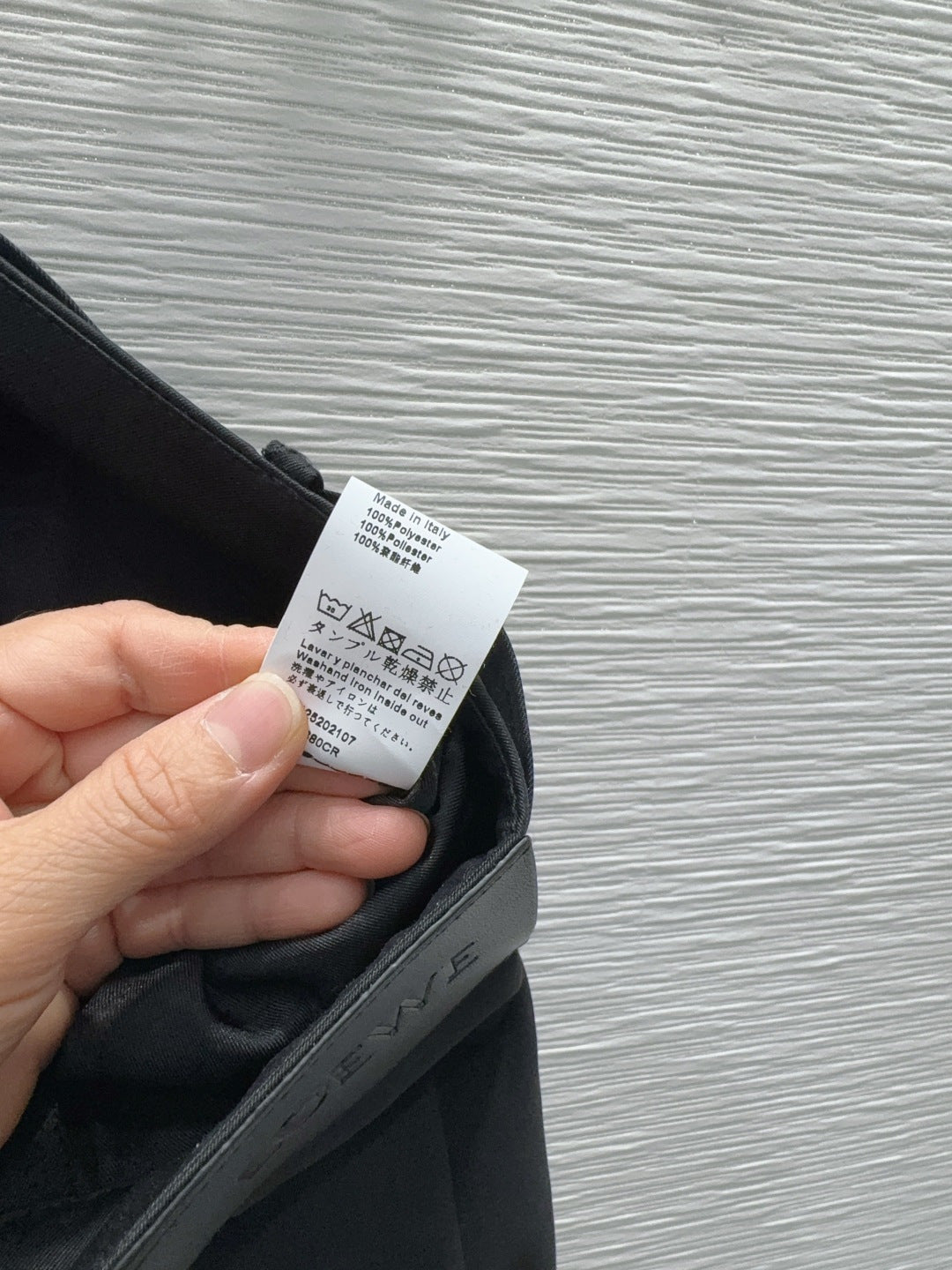 Loe**25fw new style trousers