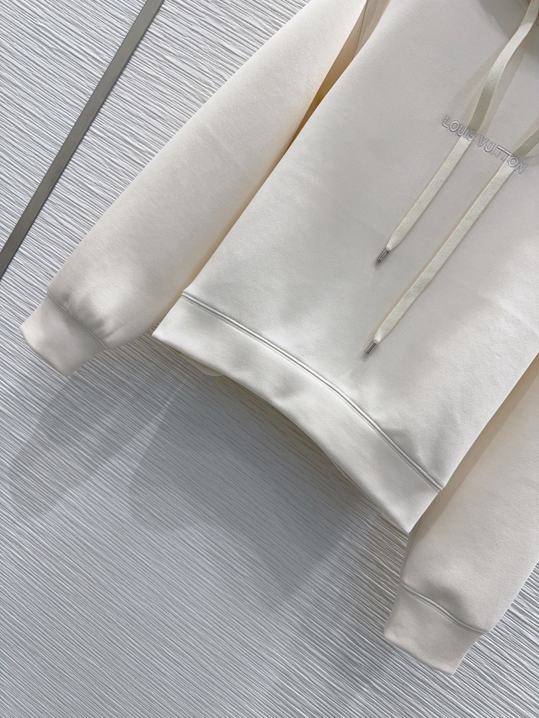 Lou**25fw new white hooded sweatshirt