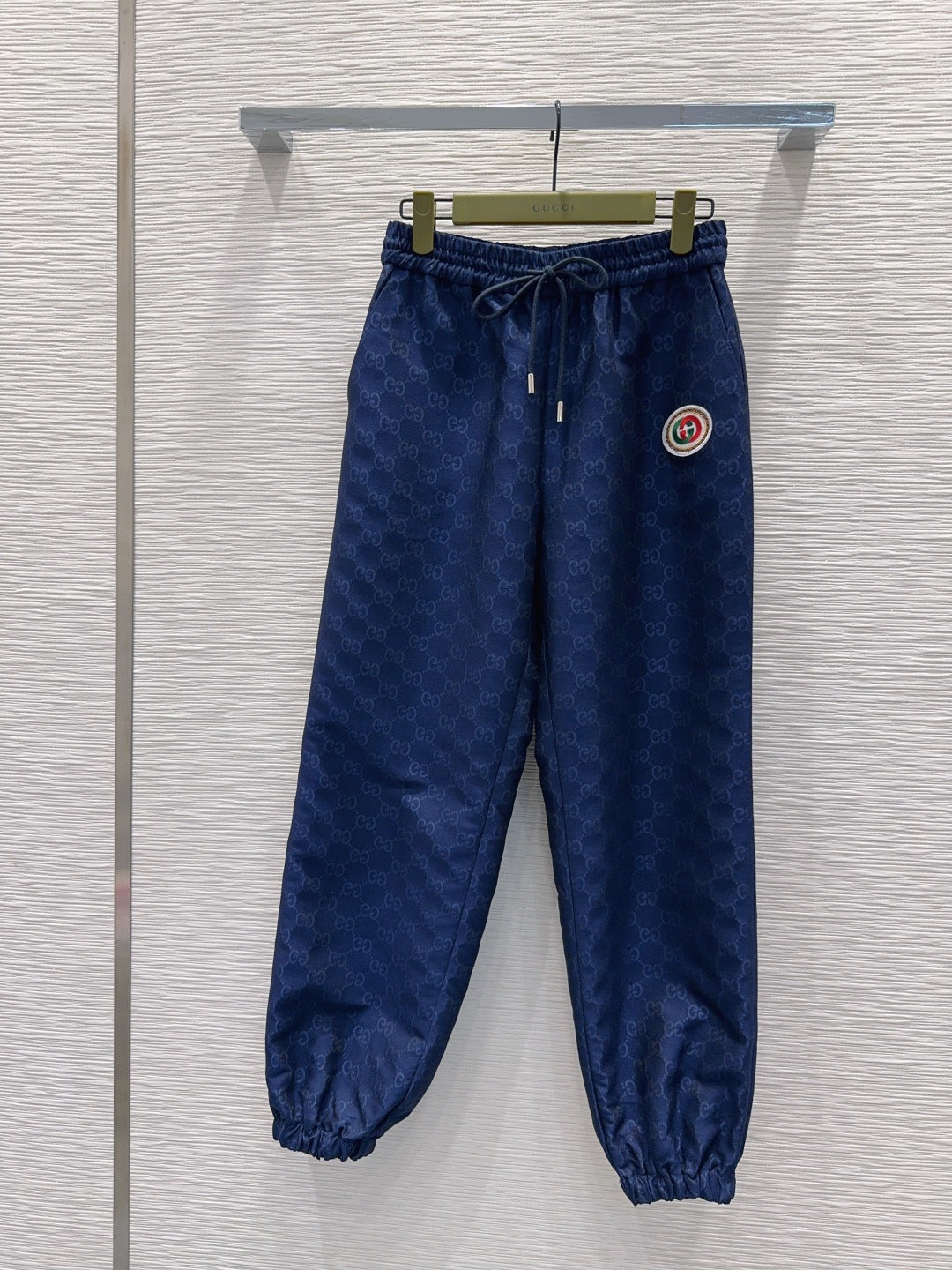 Gq 25fw   casual and versatile jogger pants