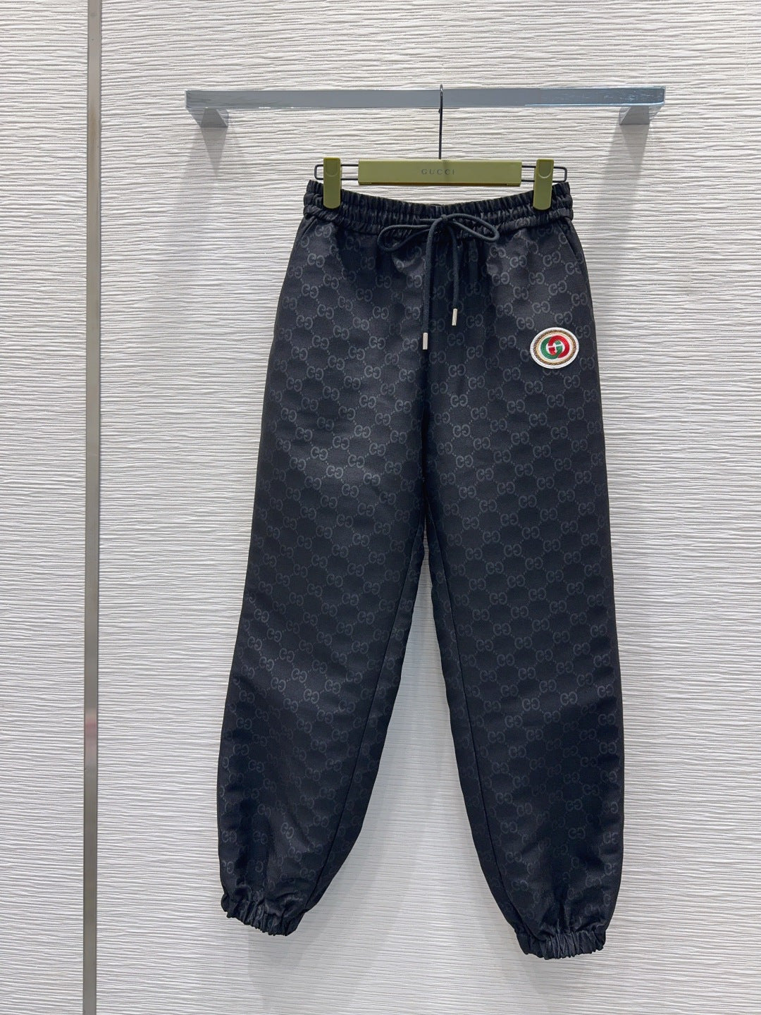Gq 25fw   casual and versatile jogger pants