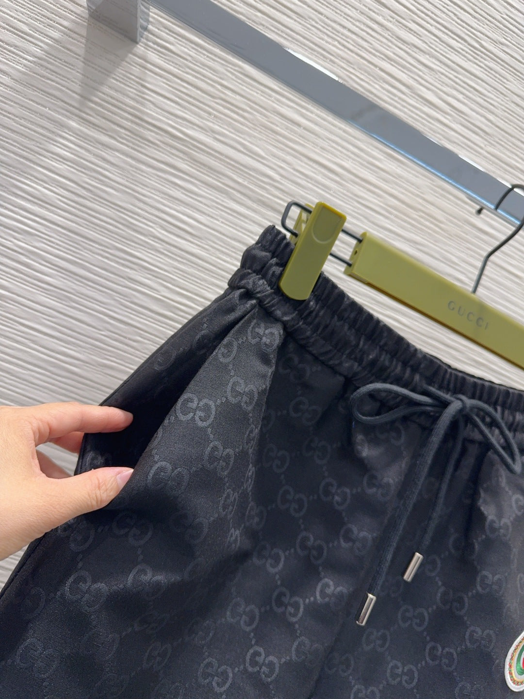 Gq 25fw   casual and versatile jogger pants