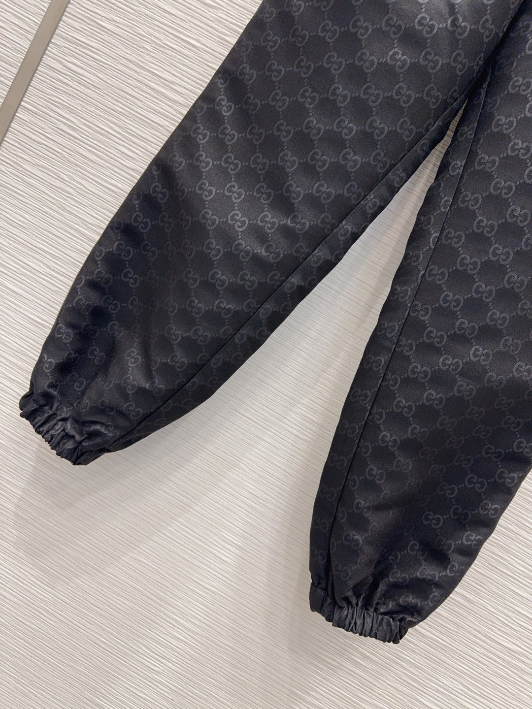 Gq 25fw   casual and versatile jogger pants