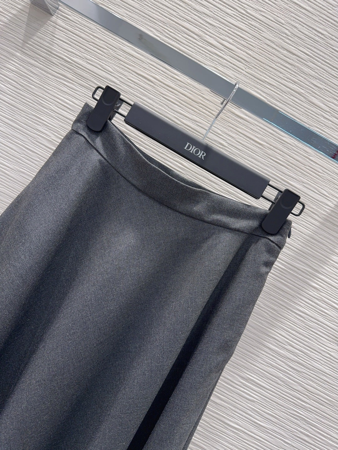 Cd 25fw straight-shoulder fitted waist suit with A-line skirt