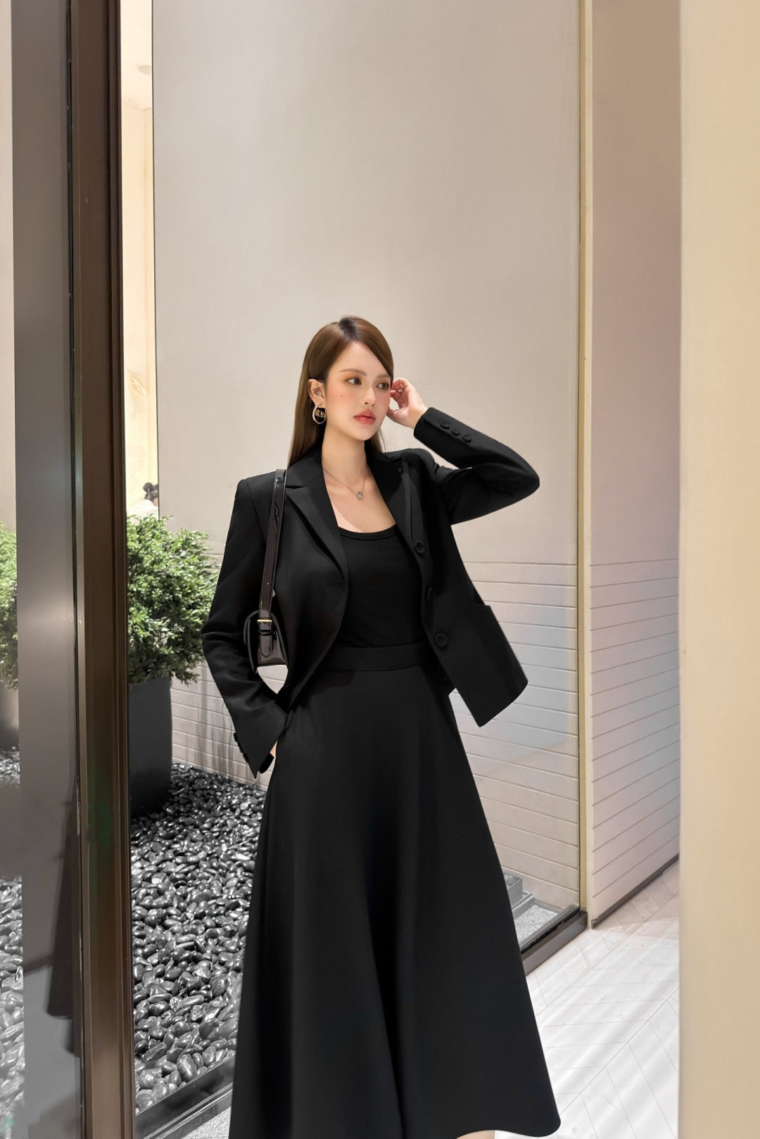 Cd 25fw straight-shoulder fitted waist suit with A-line skirt