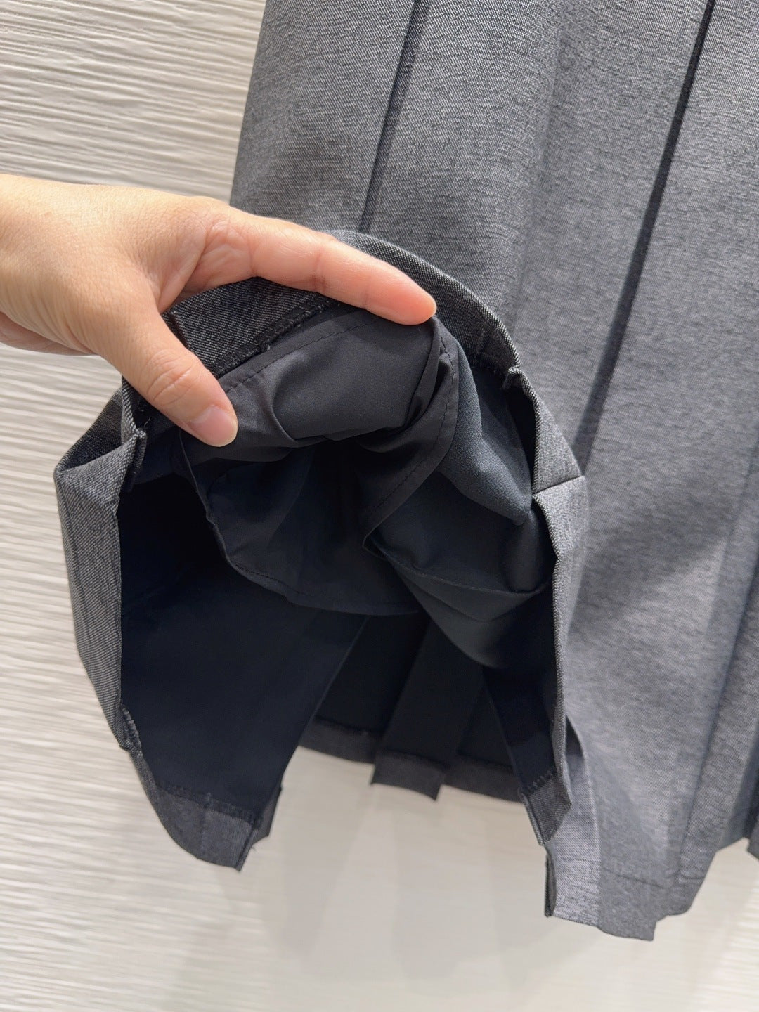 Cd 25fw new pleated long skirt