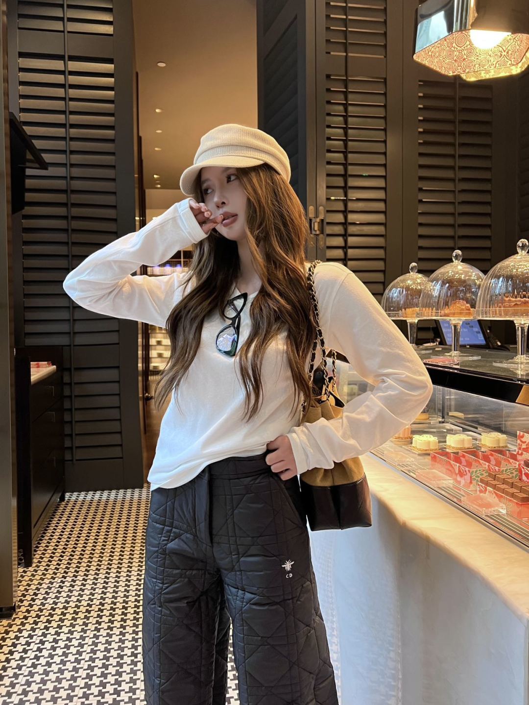 Cd 25fw long cotton-padded coat with quilted seams