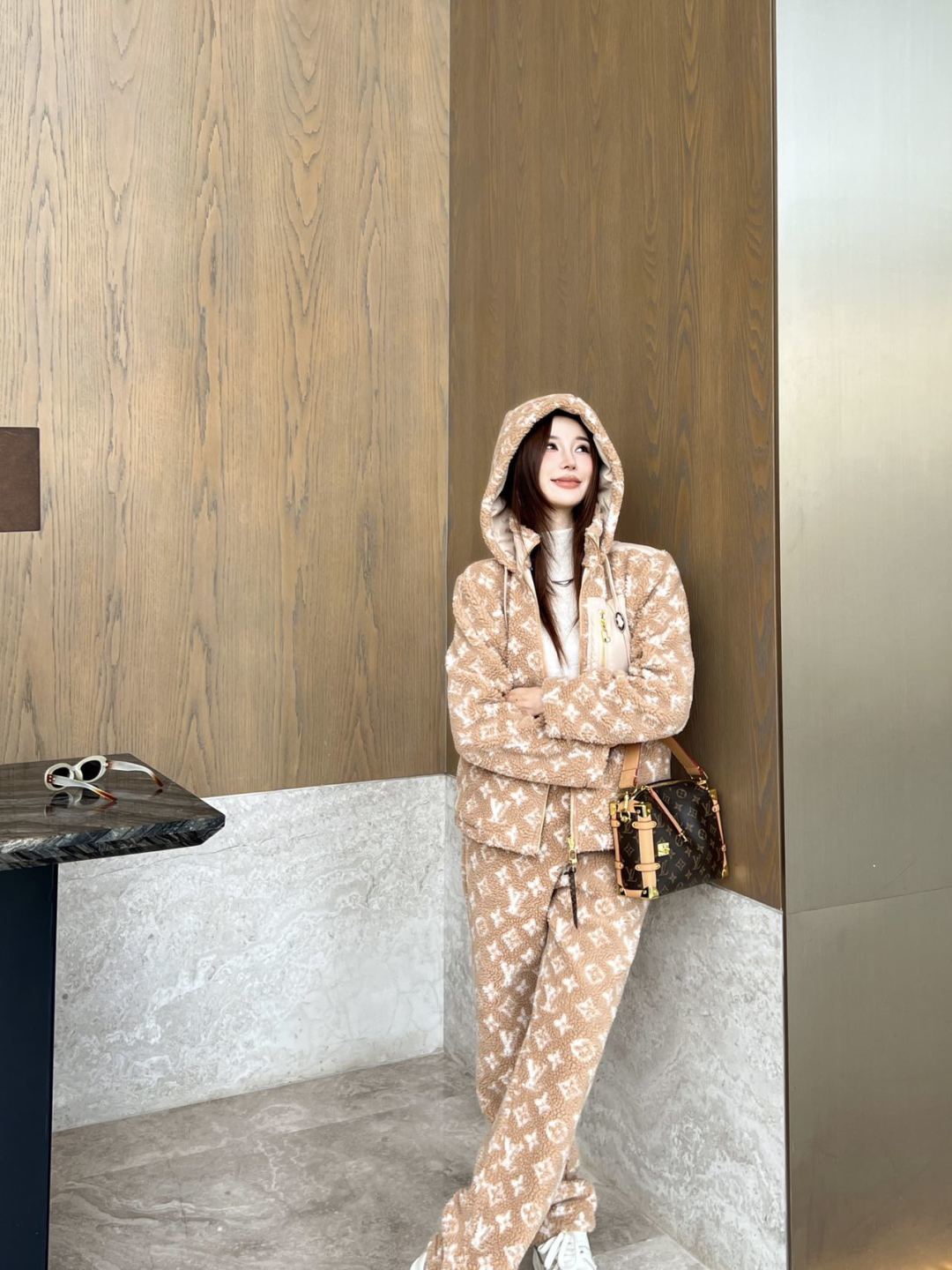 Lou 25fw new hooded teddy bear lamb outfit