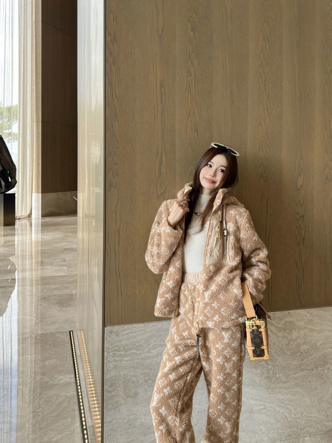 Lou 25fw new hooded teddy bear lamb outfit