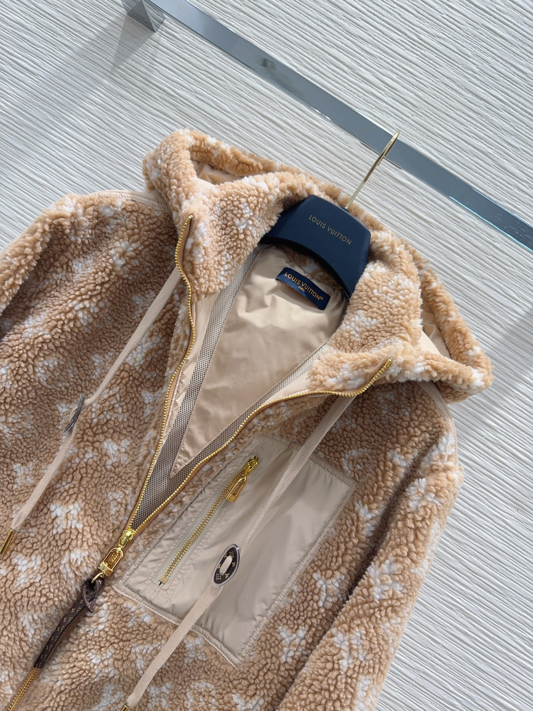 Lou 25fw new hooded teddy bear lamb outfit