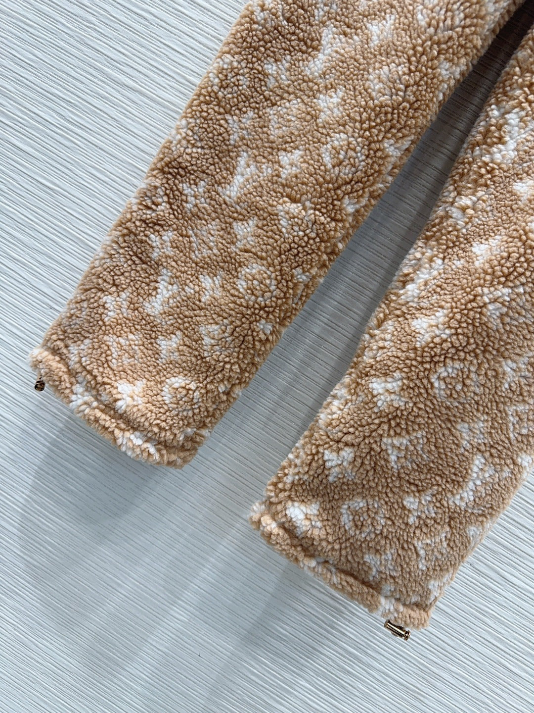 Lou 25fw new hooded teddy bear lamb outfit