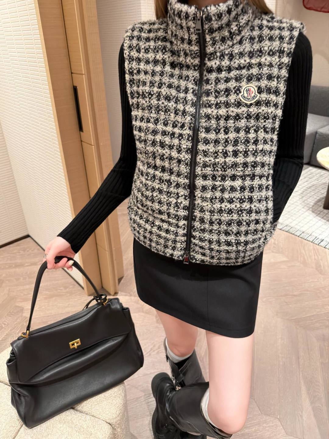 Mco 25fw new down vest jacket