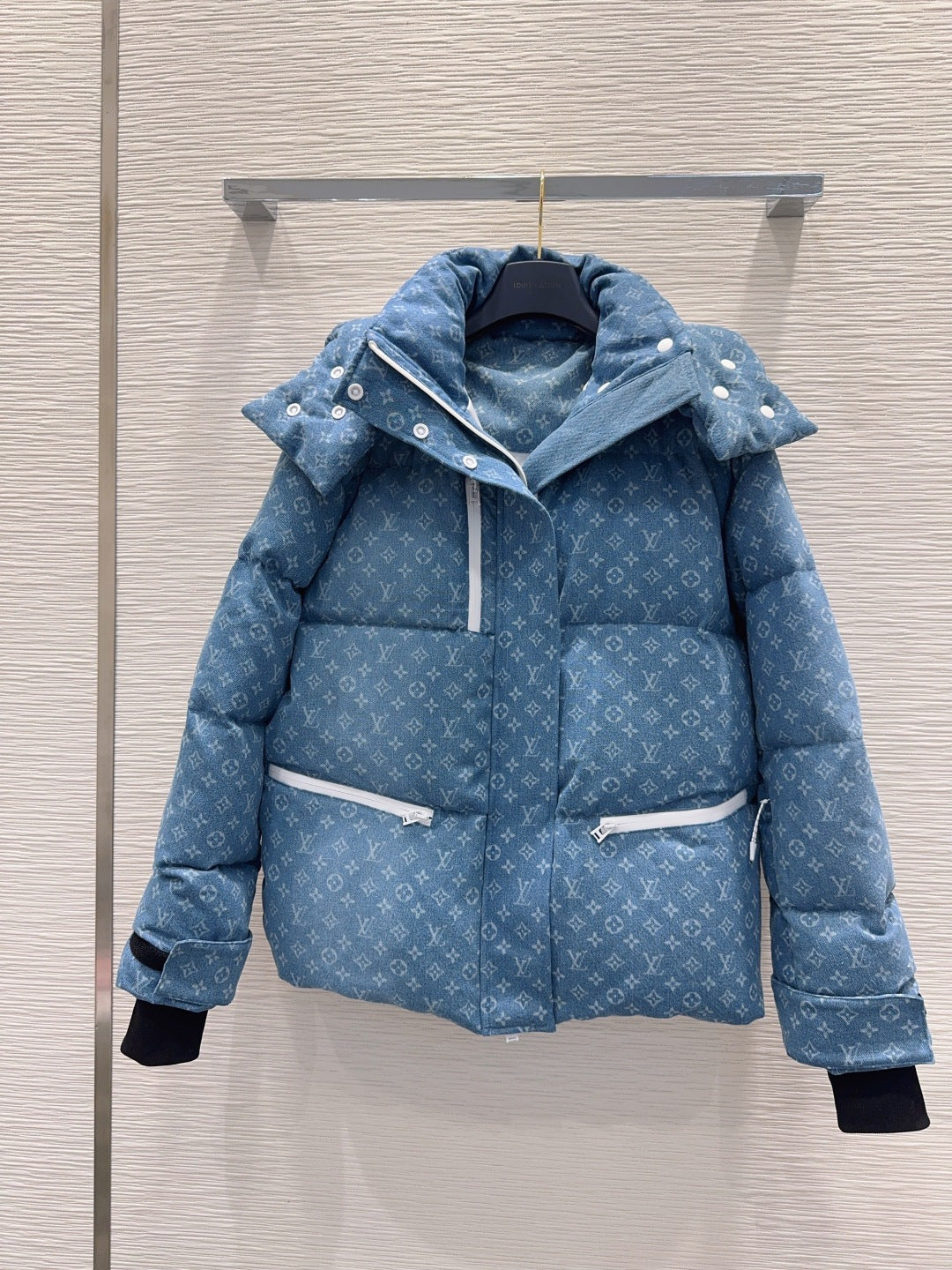 Lou**25fw new down jacket with printed fabric