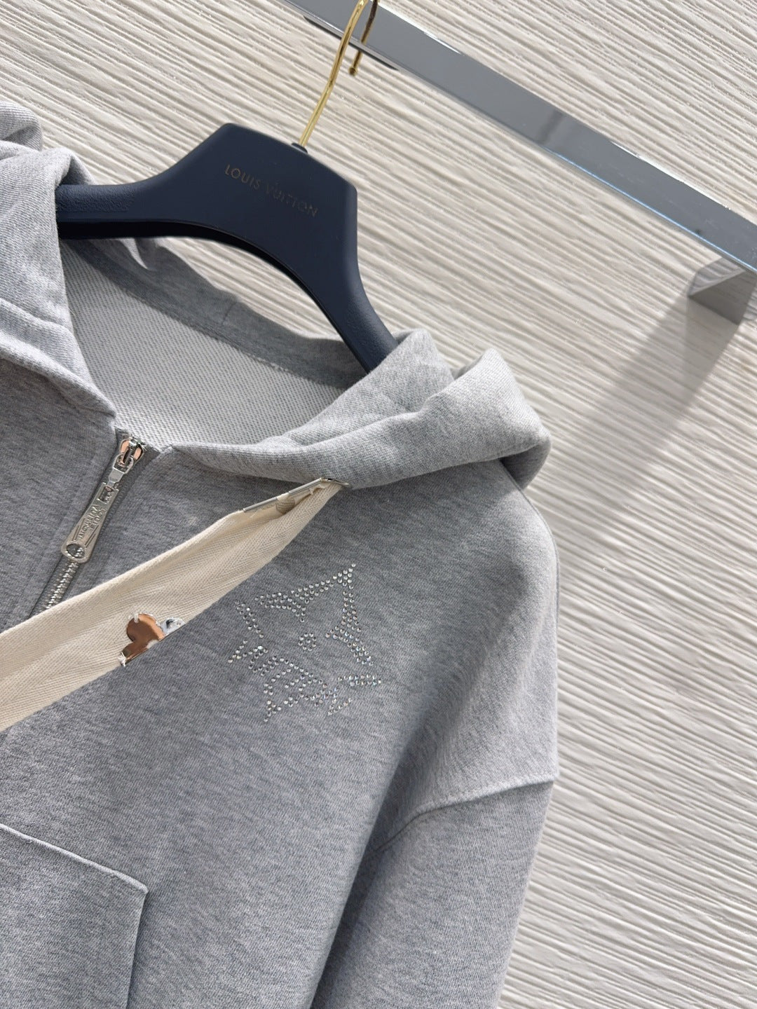 Lou 25fw hooded Zipper Set