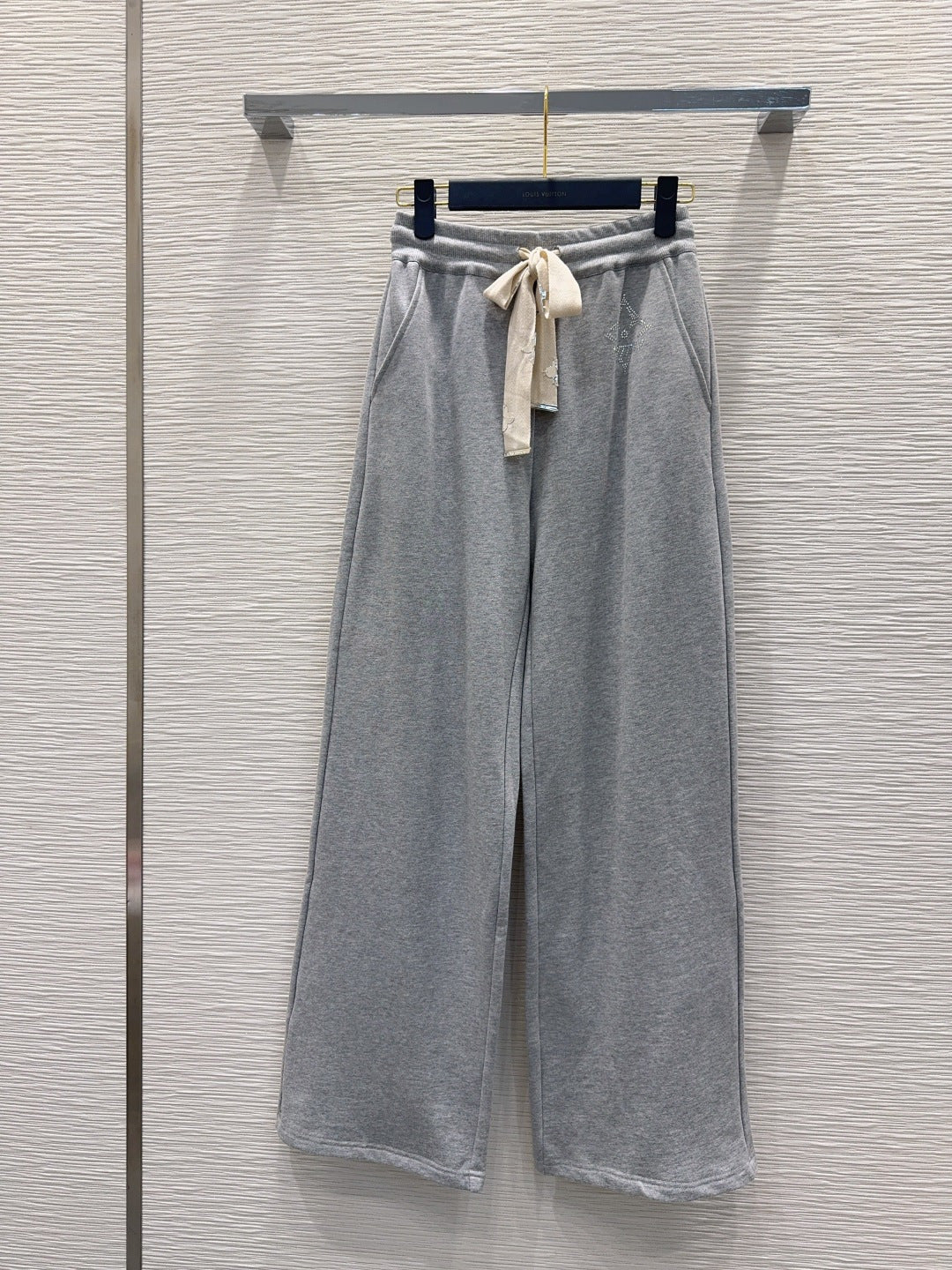 Lou 25fw hooded Zipper Set