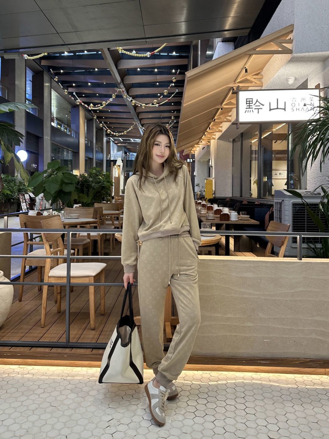 Lou 25fw retro elegant slimming set