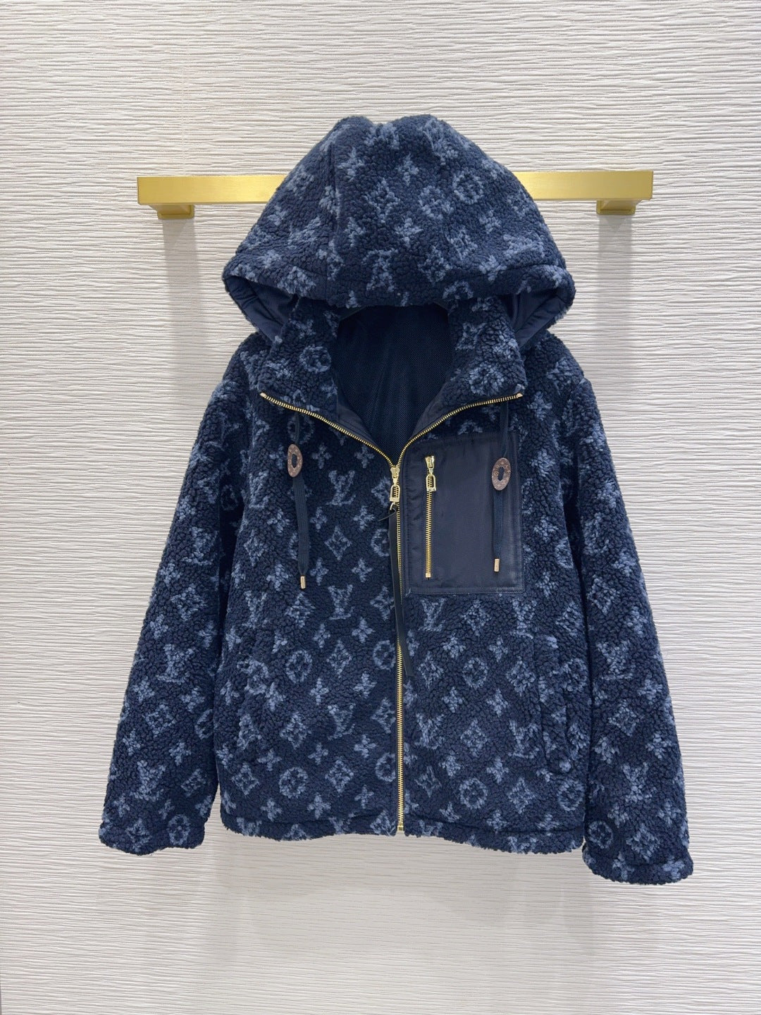 Lou 25fw hooded Teddy Sheepskin Jacket