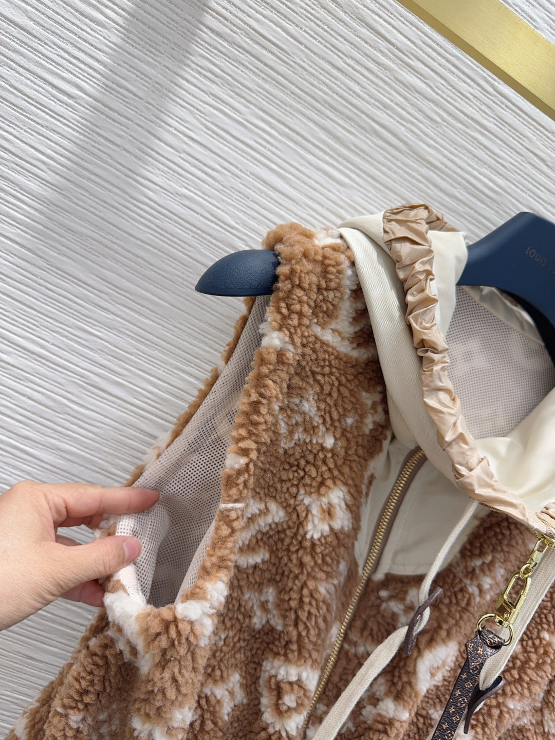 Lou 25fw New vest jacket