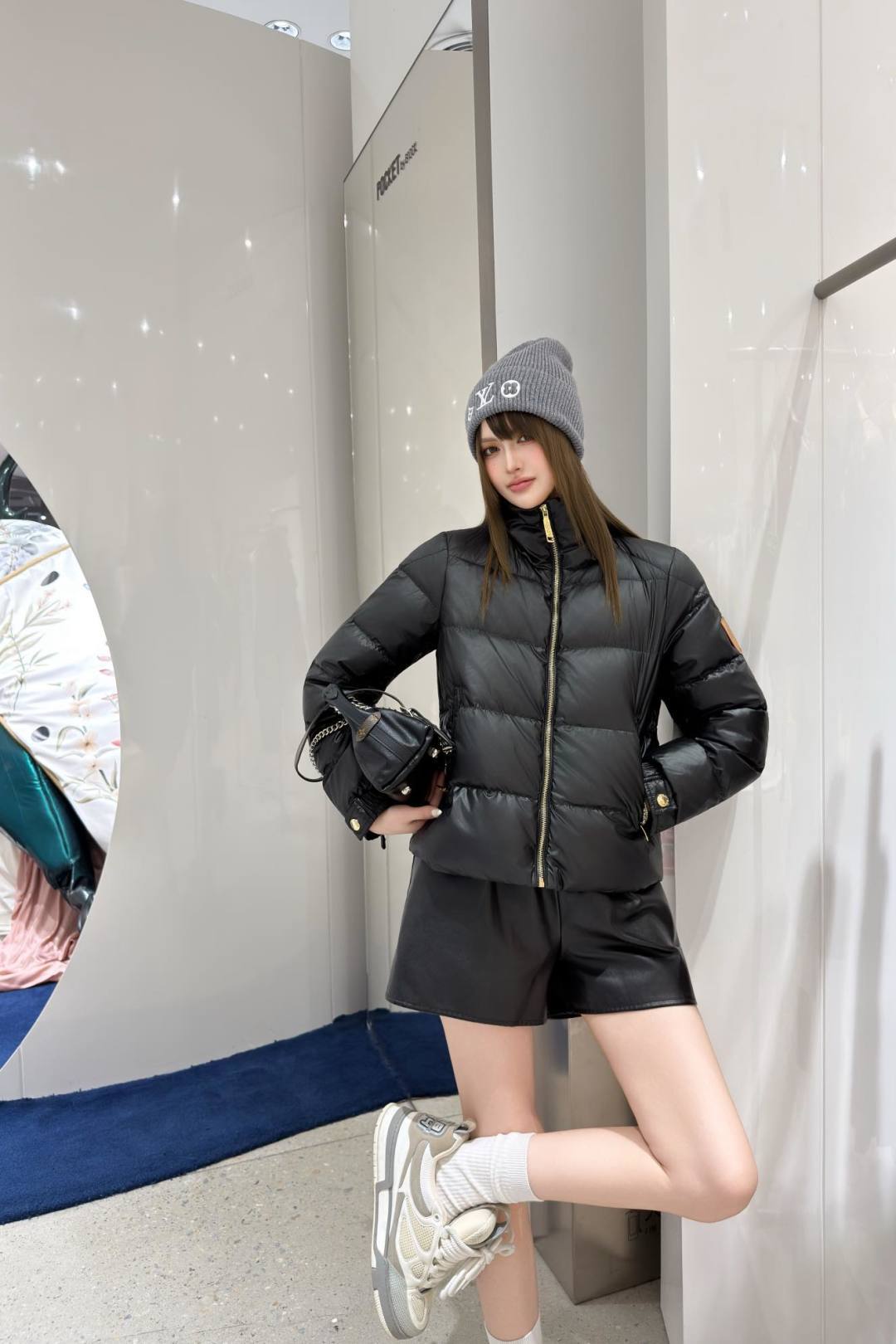 Lou 25fw new down jacket