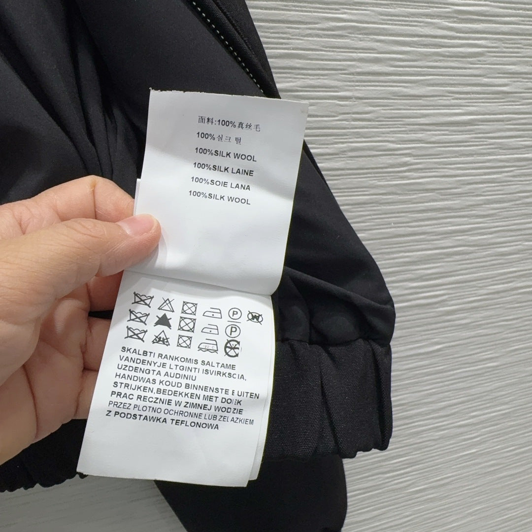 Pra 25fw fashionable classic triangle logo jacket