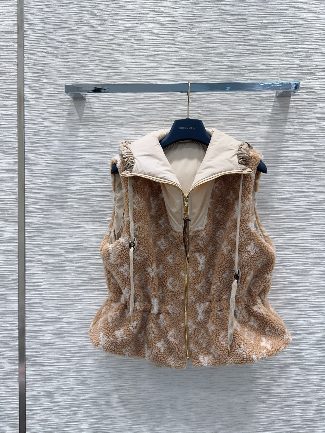 Lou 25fw new vest jacket