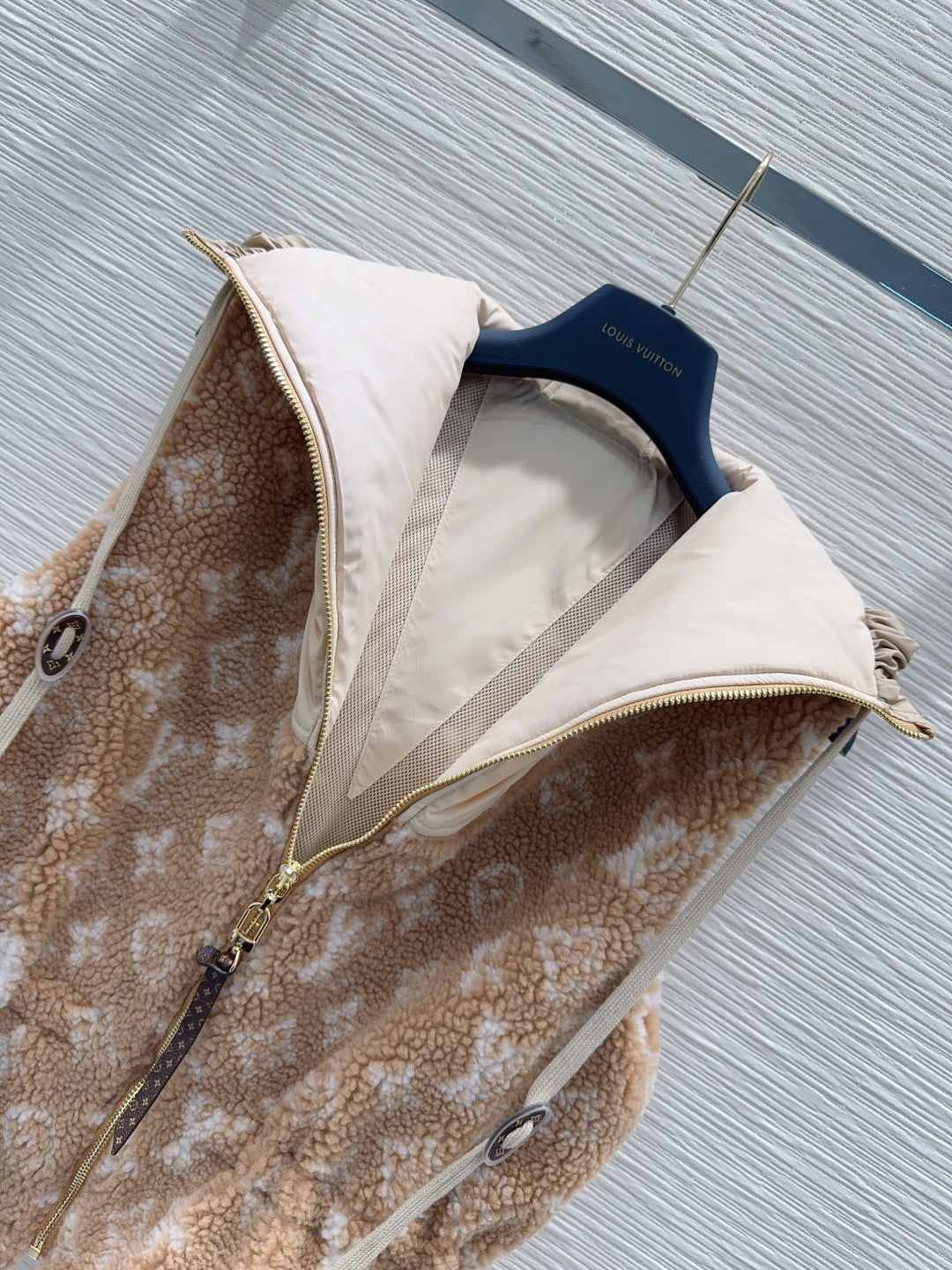 Lou 25fw new vest jacket