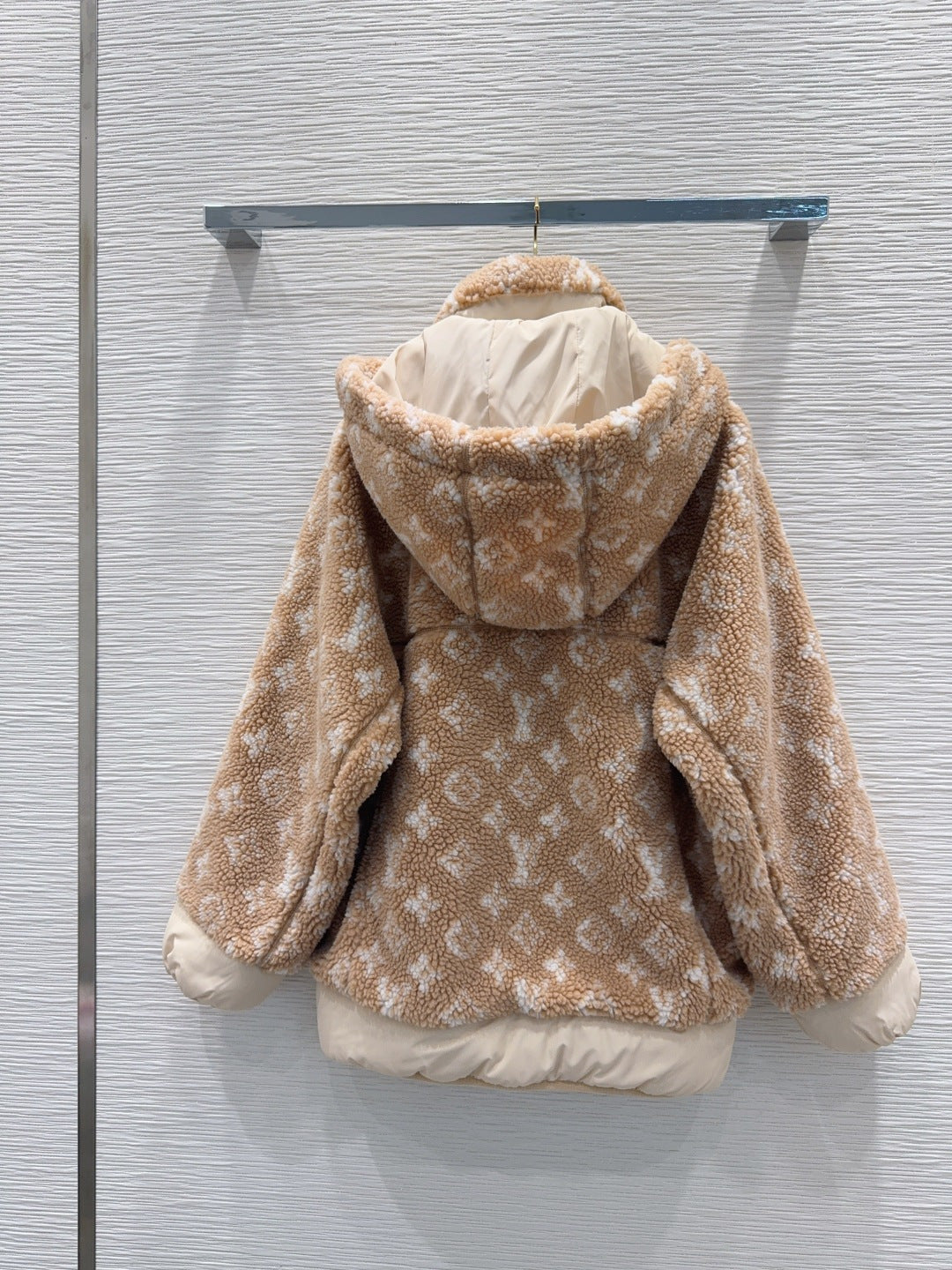 Lou 25fw versatile jacket