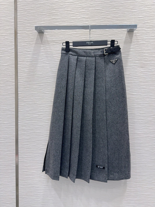 Pra**25fw new pleated long skirt