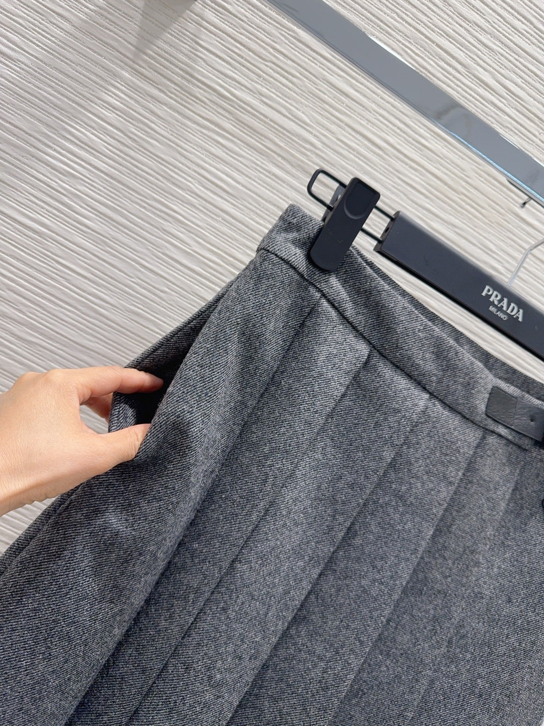 Pra**25fw new pleated long skirt