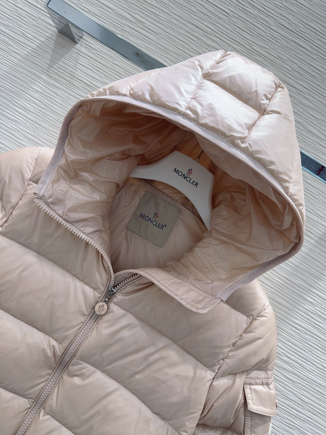 Moc**25fw new down jacket