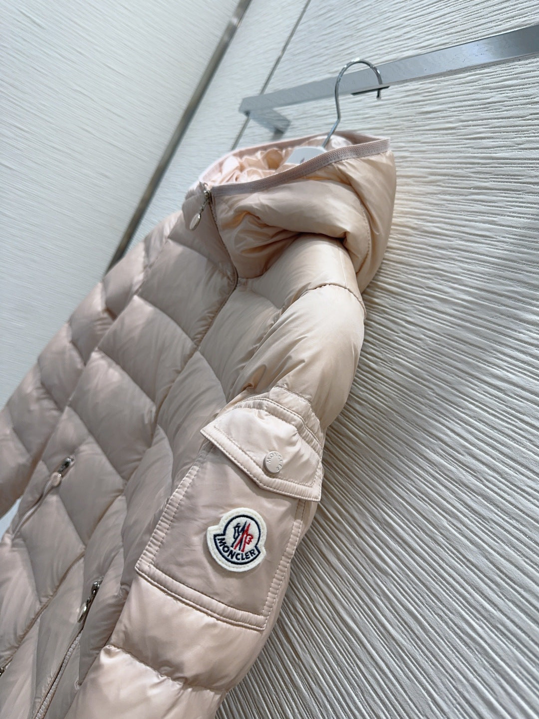 Moc**25fw new down jacket