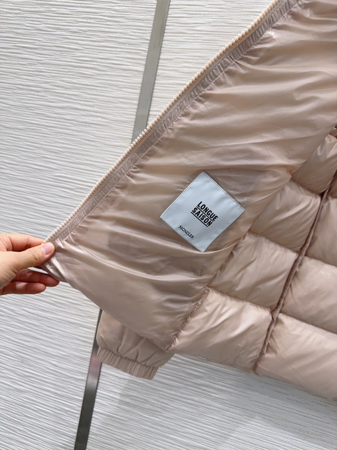 Moc**25fw new down jacket